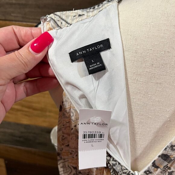 NWT Ann Taylor Shimmer Paisley Chain Pleated Sleeveless Halter Dress, Size Large - Picture 7 of 13